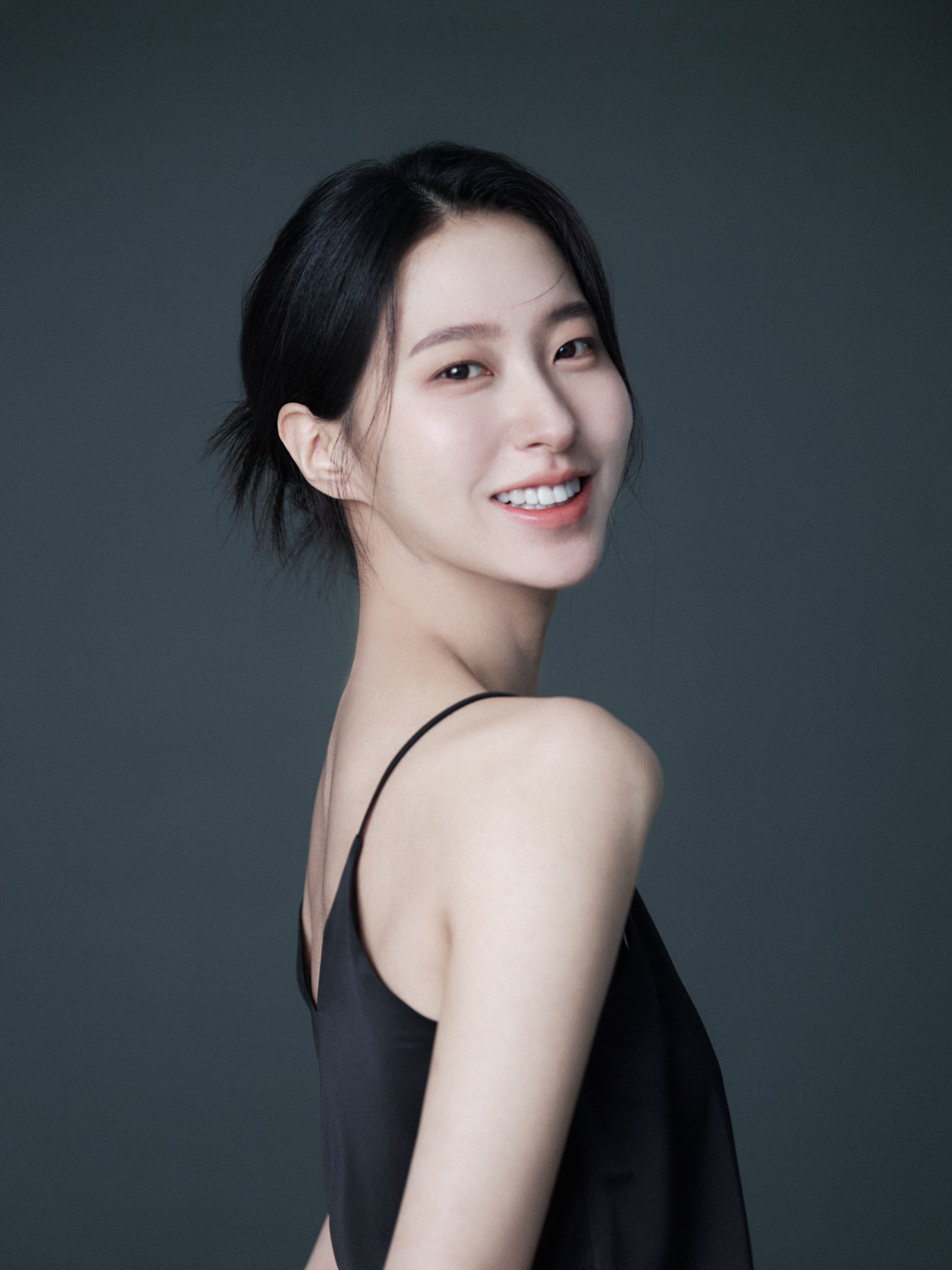 정지유 JUNG JI YU